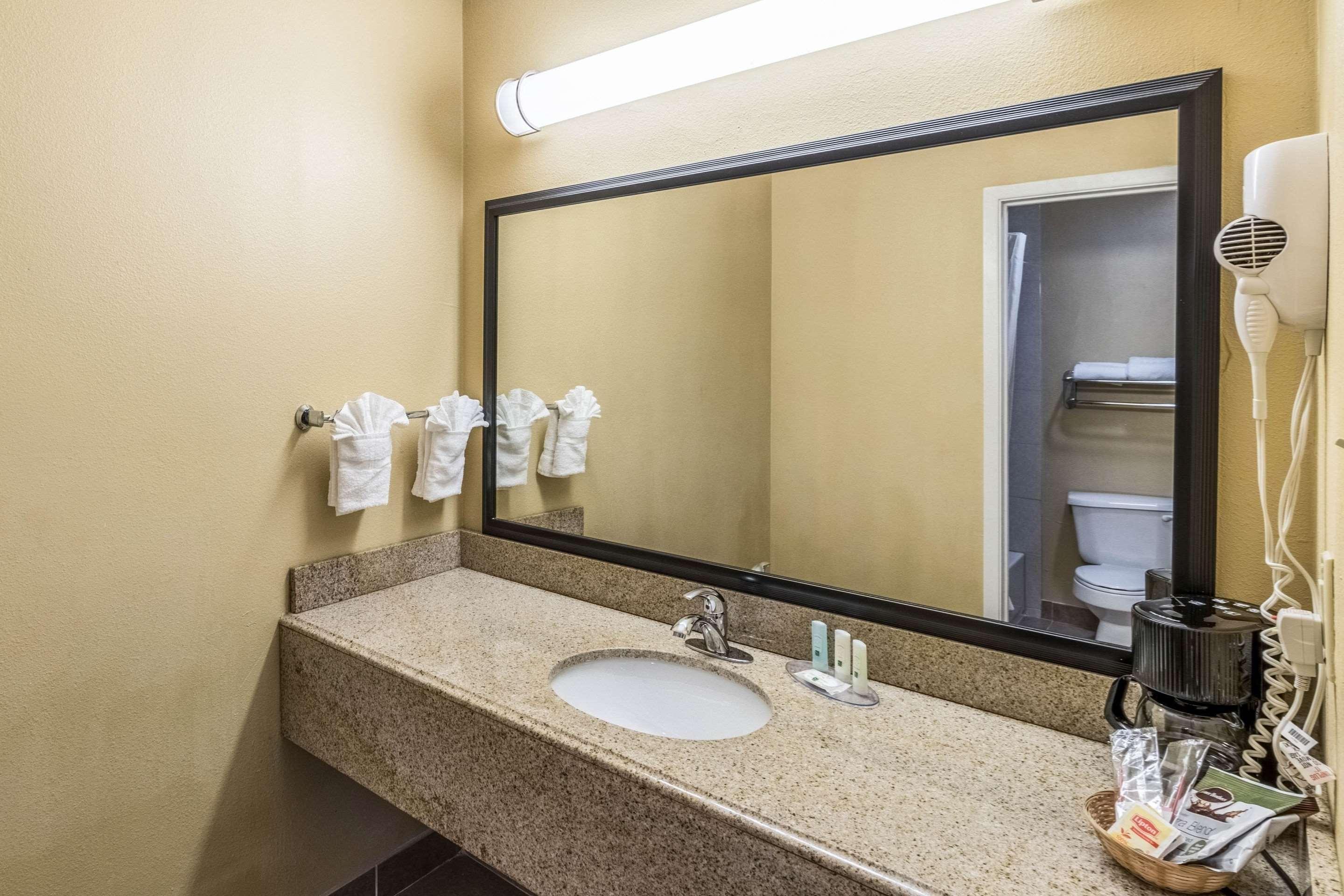 Quality Inn Corsicana Dış mekan fotoğraf